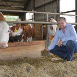 Farmár / Chovateľ domácich zvierat. Ref., 4-DE