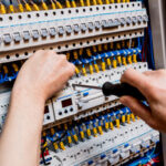 Elektrikár priemyselné rozvadzače SZČO Ref, 12-DE